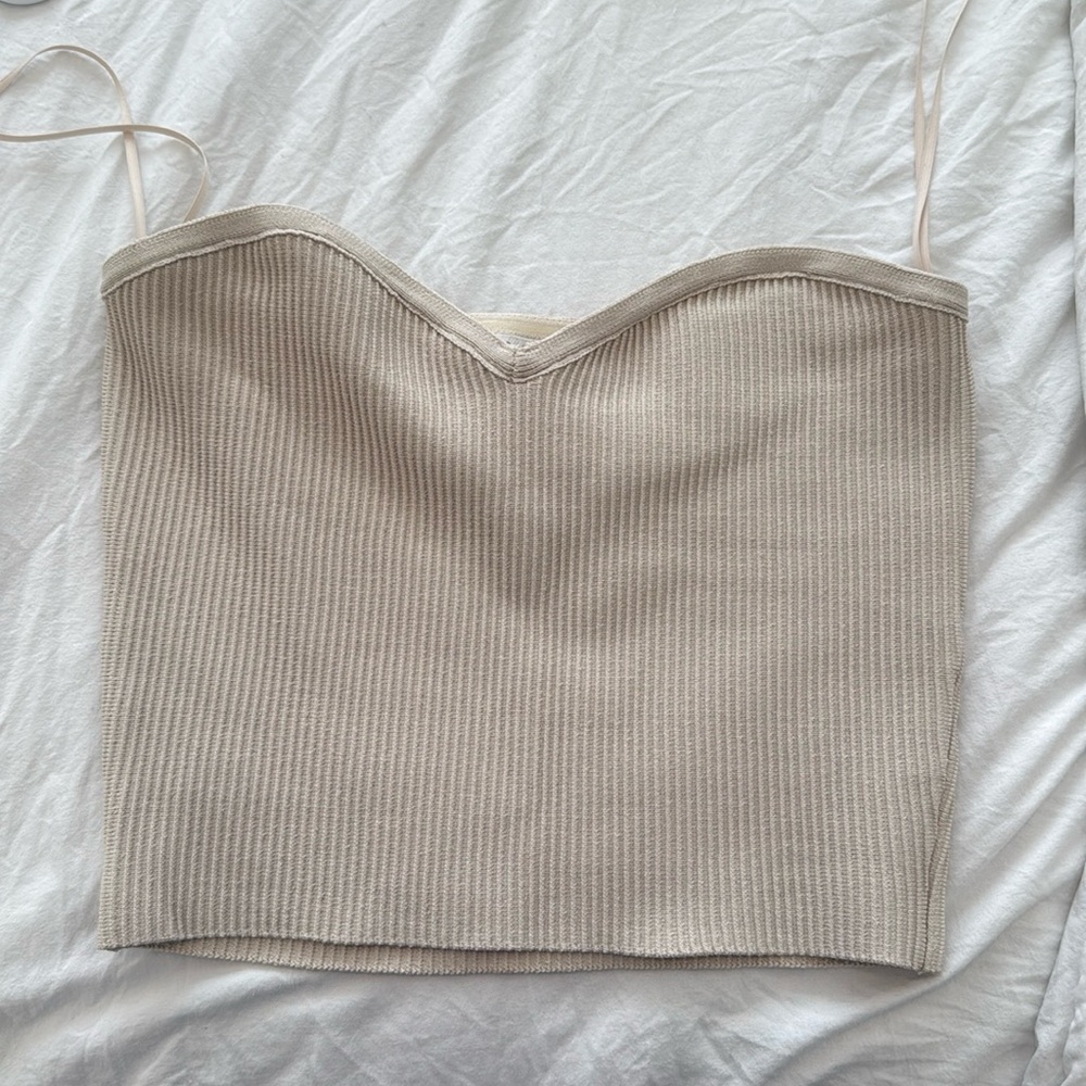 Aritzia Babaton Strapless Top